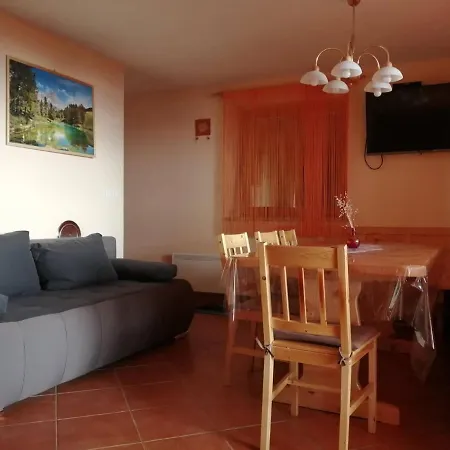 Apartmaji Vrhovnik Cerklje na Gorenjskem Exterior photo
