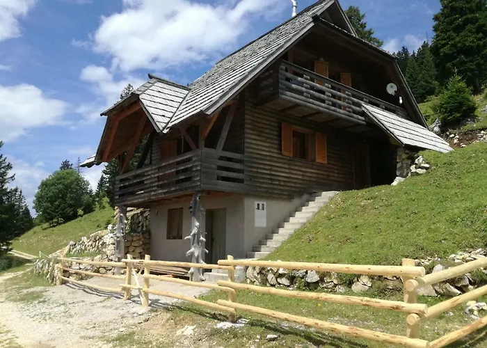 Apartmaji Vrhovnik