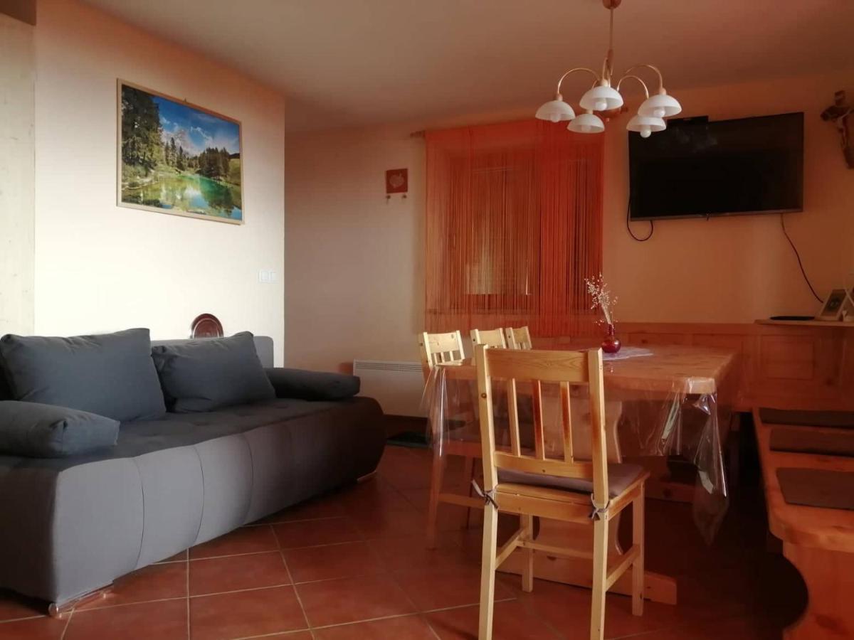 Appartement Apartmaji Vrhovnik