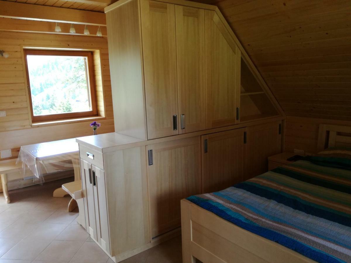 Apartmaji Vrhovnik Appartement *